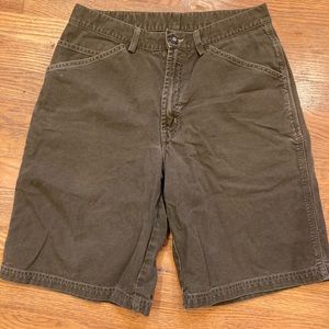 Patagonia Organic Cotton Men’s Carpenter shorts size 32